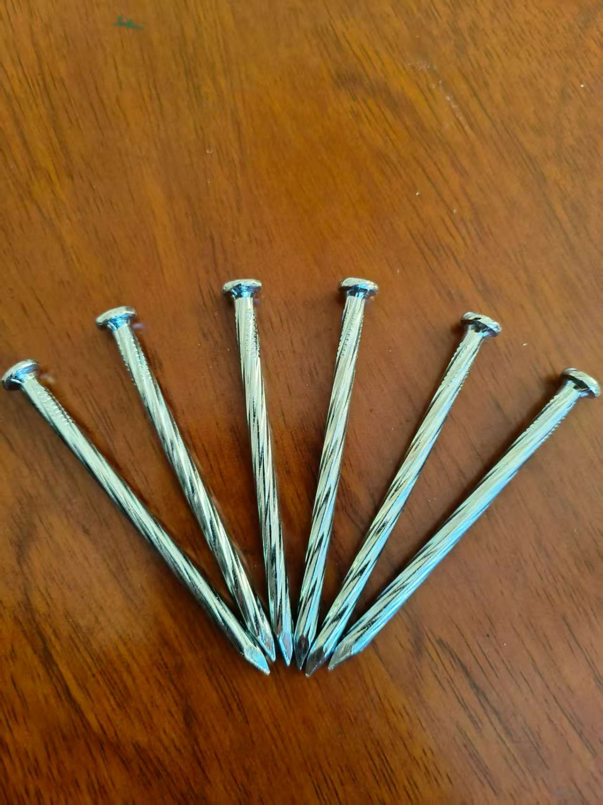 Burst nail